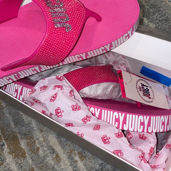 JUICY COUTURE  slipper, black or pink your choice NWT & BOX - Picture 8 of 13